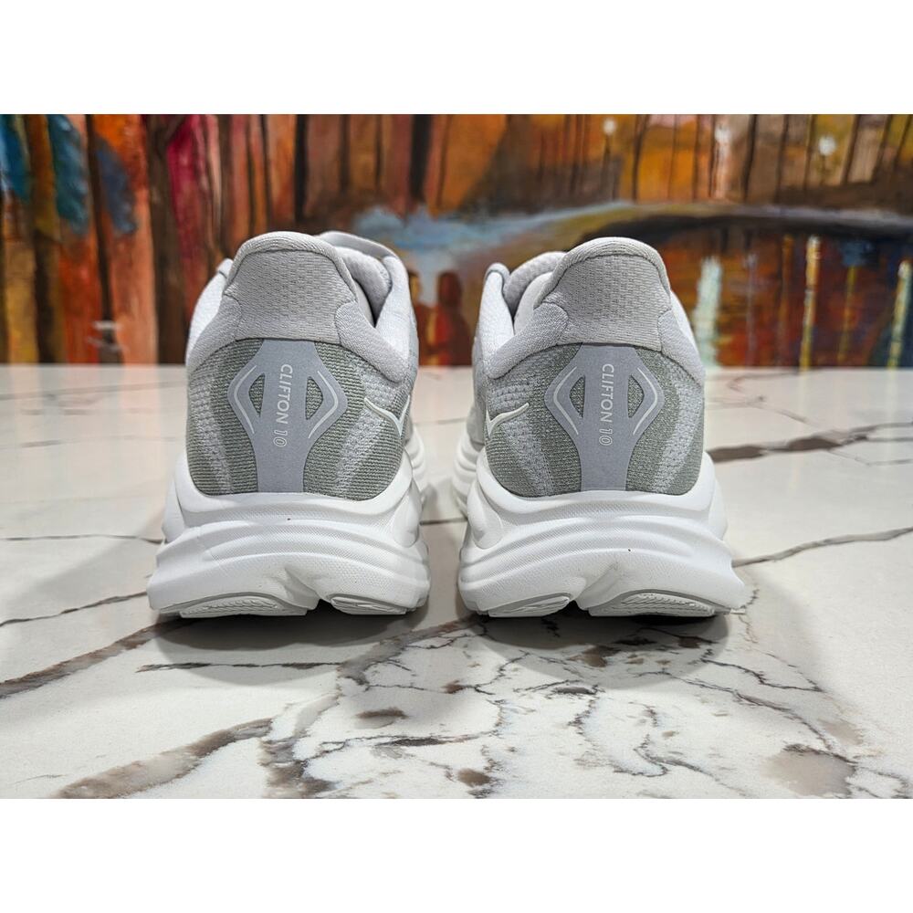 Hoka One W Clifton 10 Cosmic Grey Stardust Size 7.5 Women's Running 1162031 CRDS - Picture 5 of 7